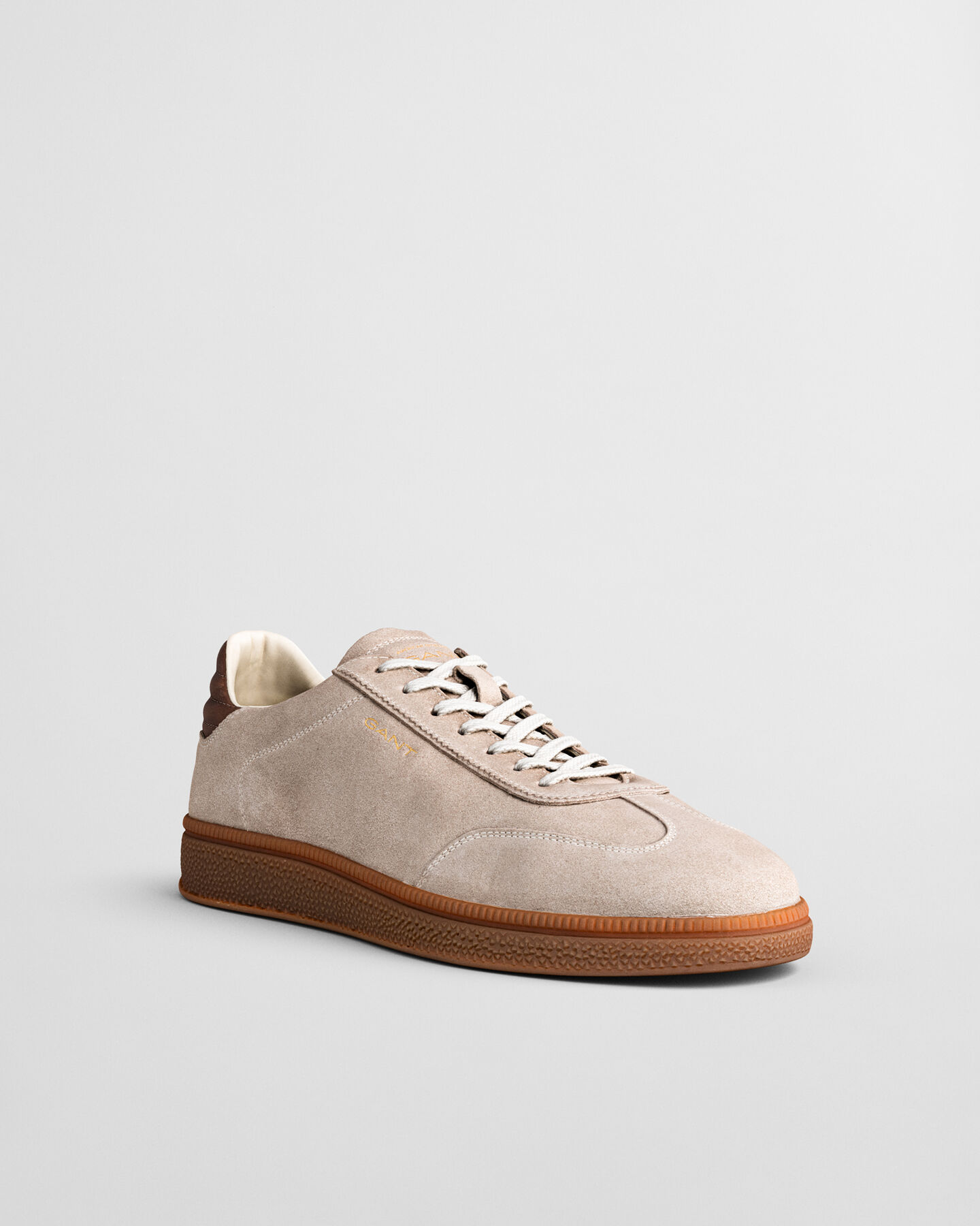 Cuzmo Sneaker aus Veloursleder
