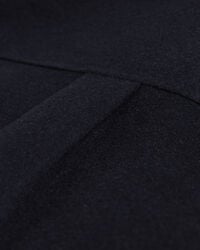 Handbestickte Hemdjacke