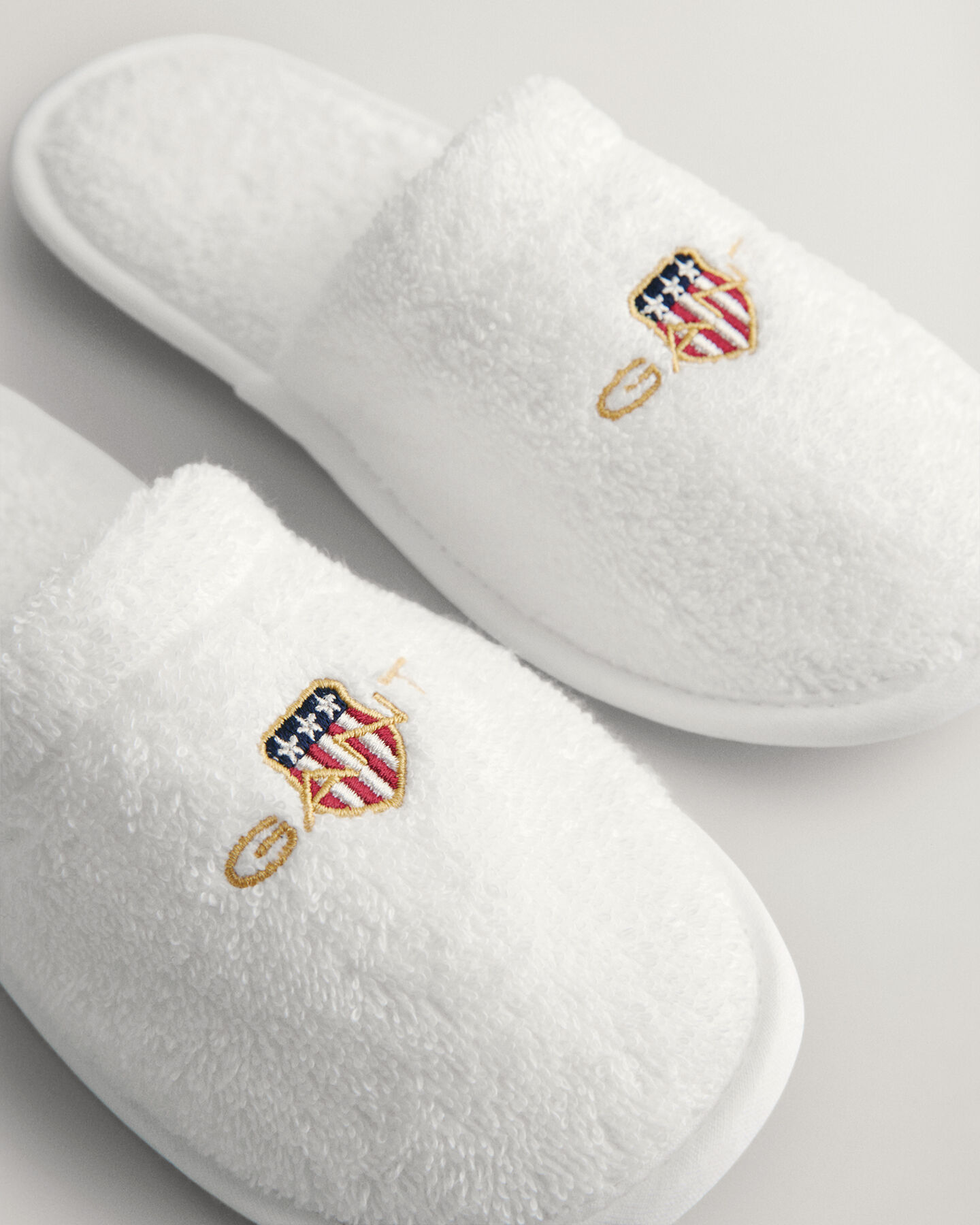 Kids Archive Shield Slipper