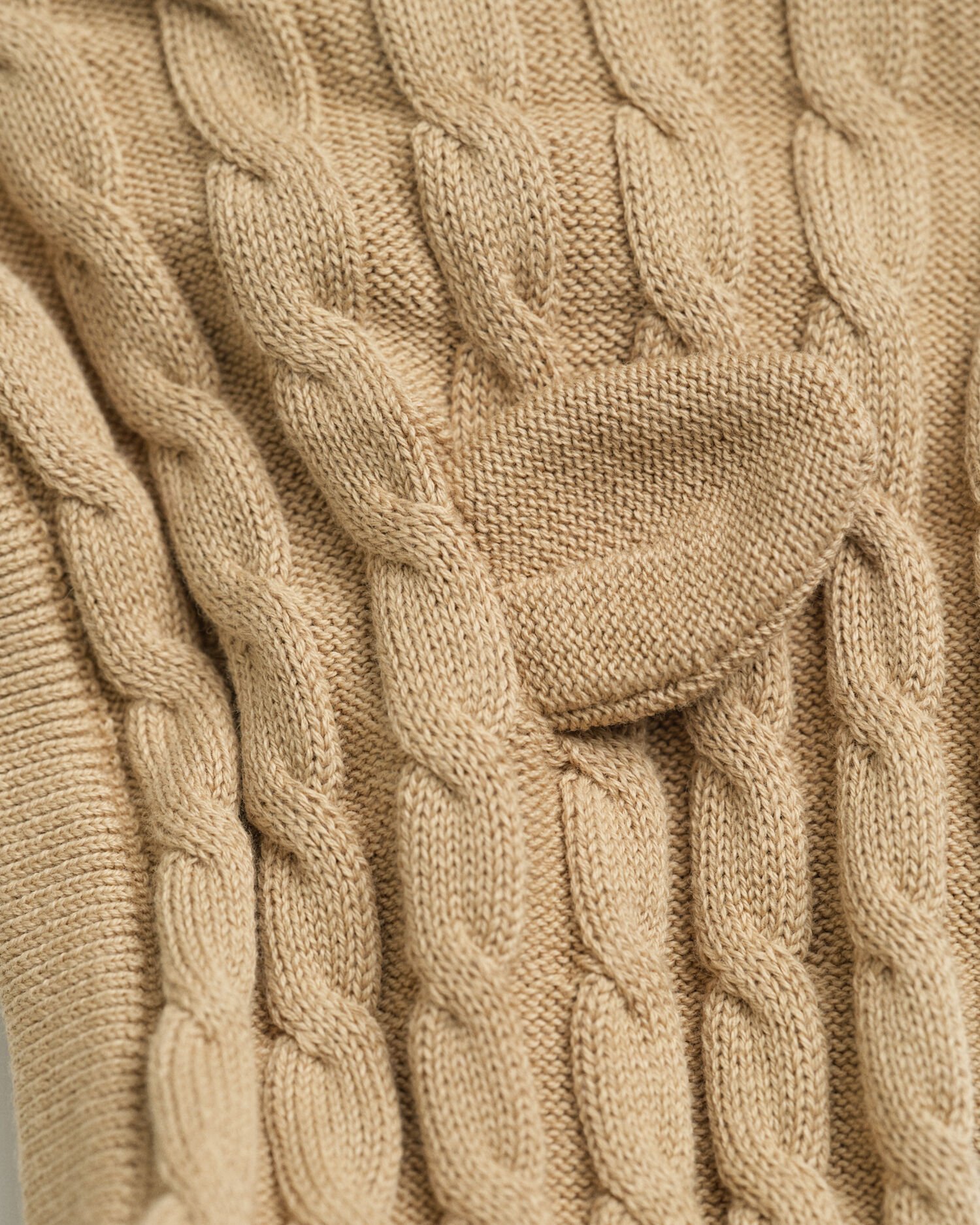 Baby Baumwoll Strickjacke mit Zopfmuster