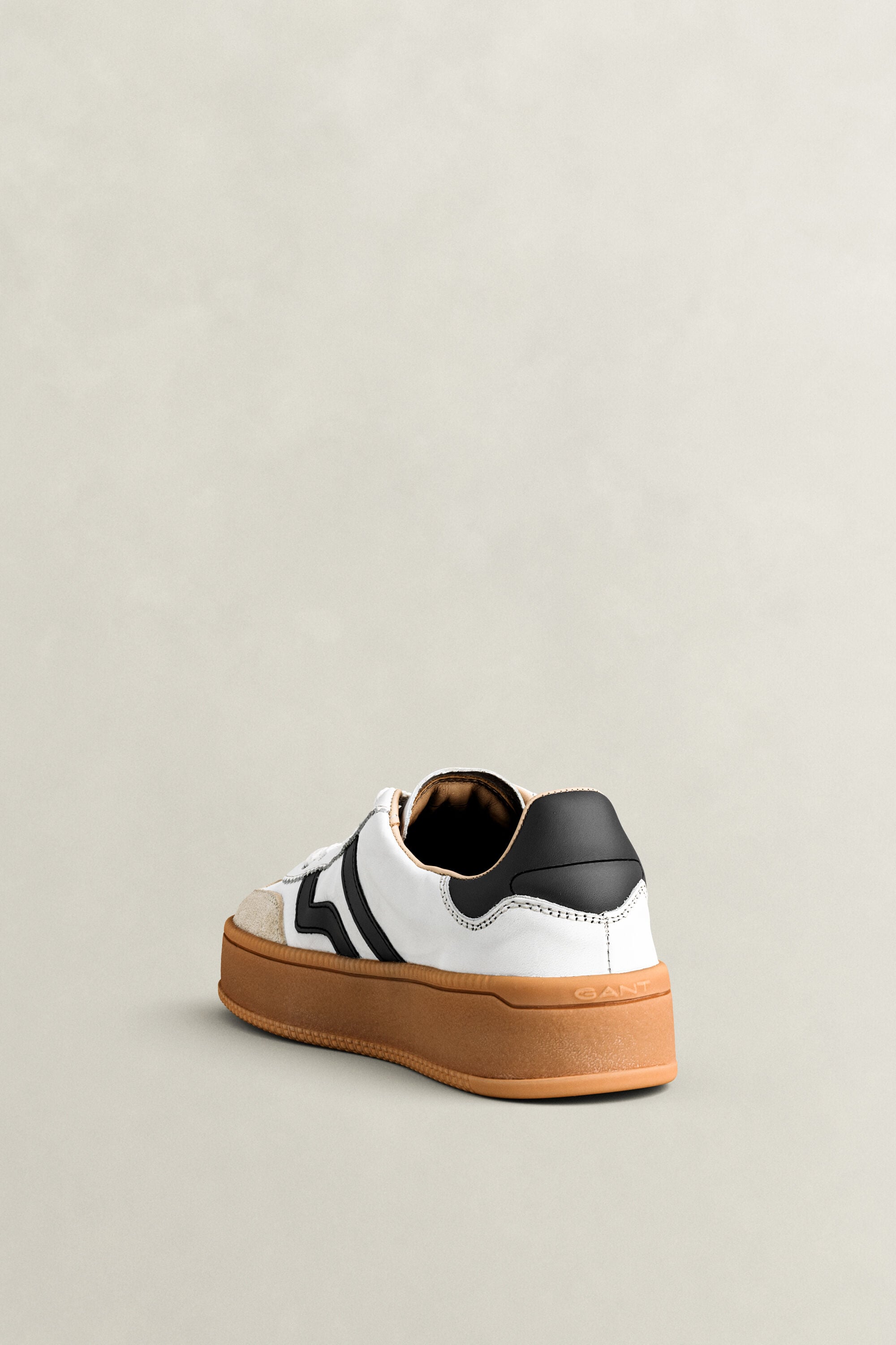 Cuzmani Sneaker aus Leder