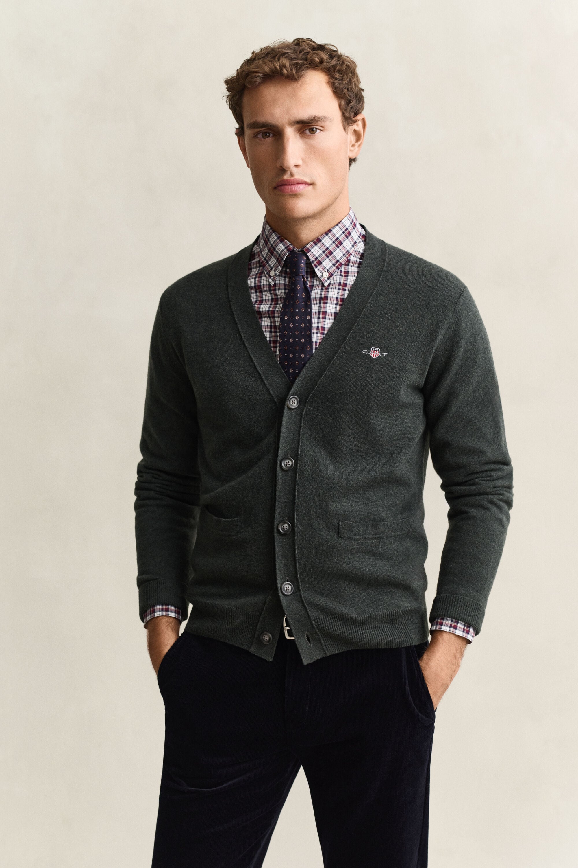 V-Neck Strickjacke aus Lambswool