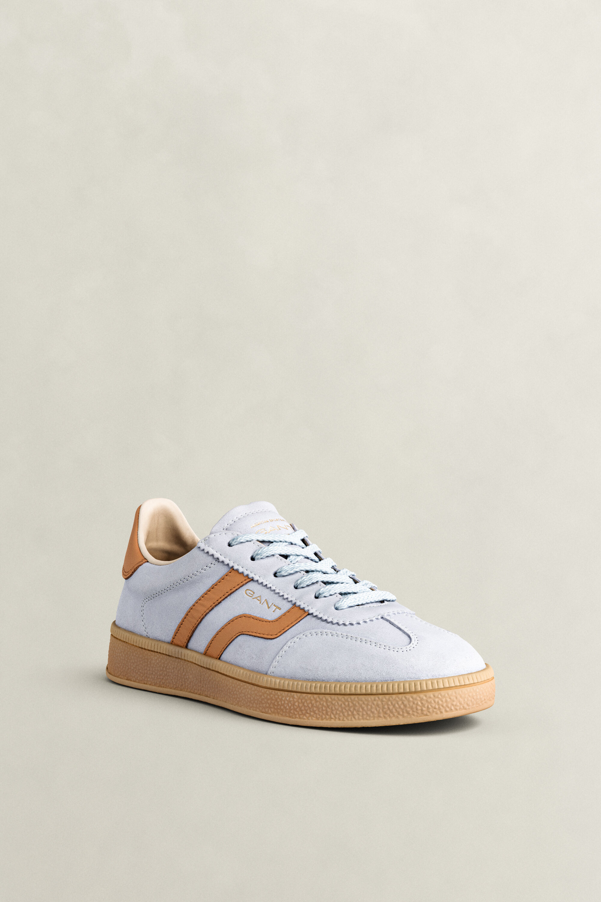 Cuzima Suede Sneakers — LIGHT BLUE