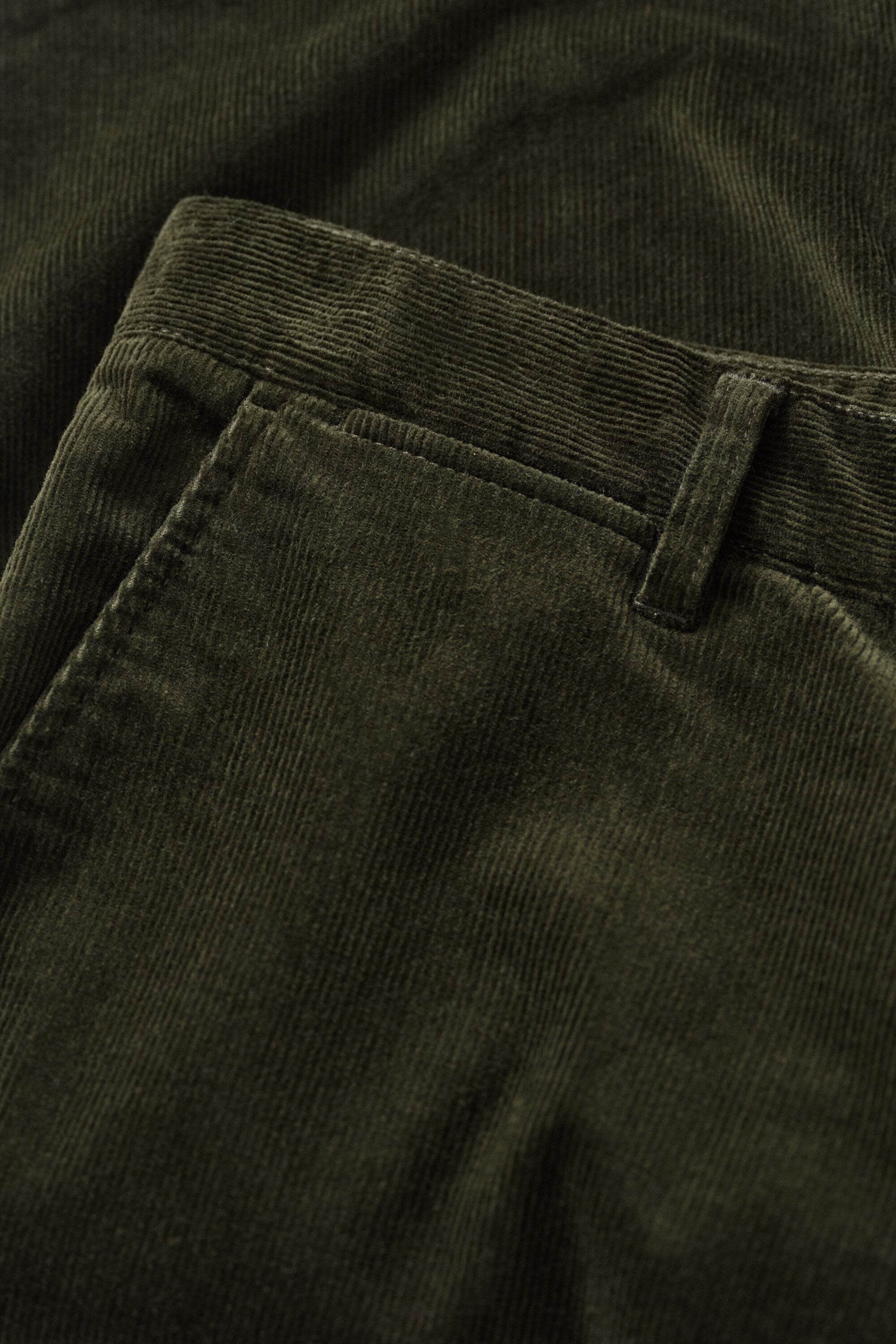 Slim Fit Cord Chinohose