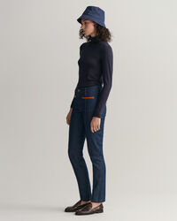 Slim Fit Jeans mit Lederdetails