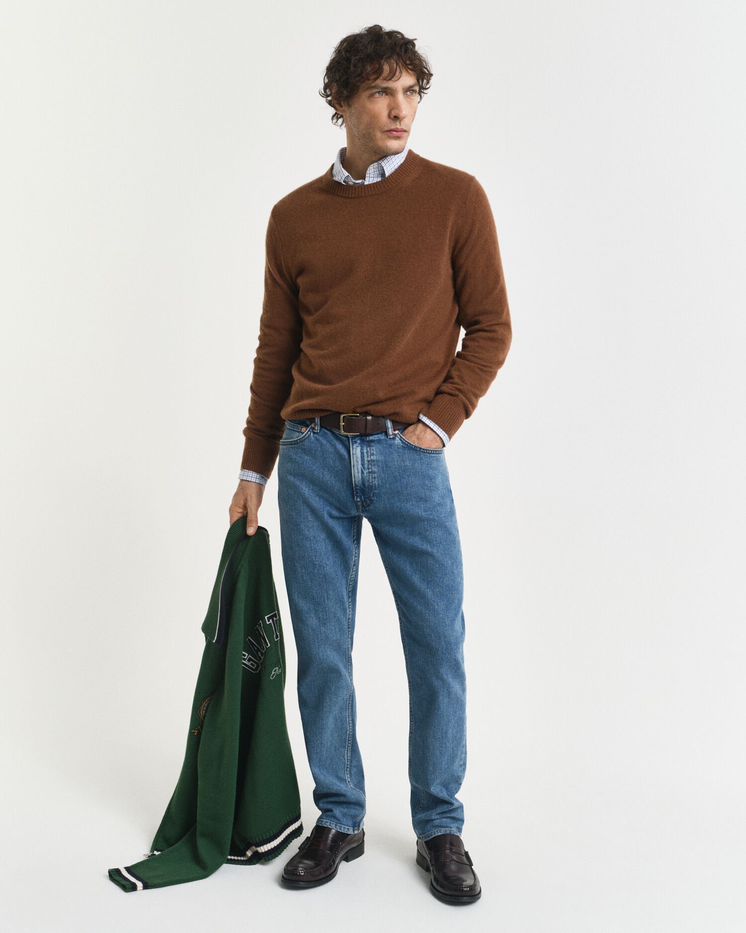 Regular Fit Clean Wash Jeans