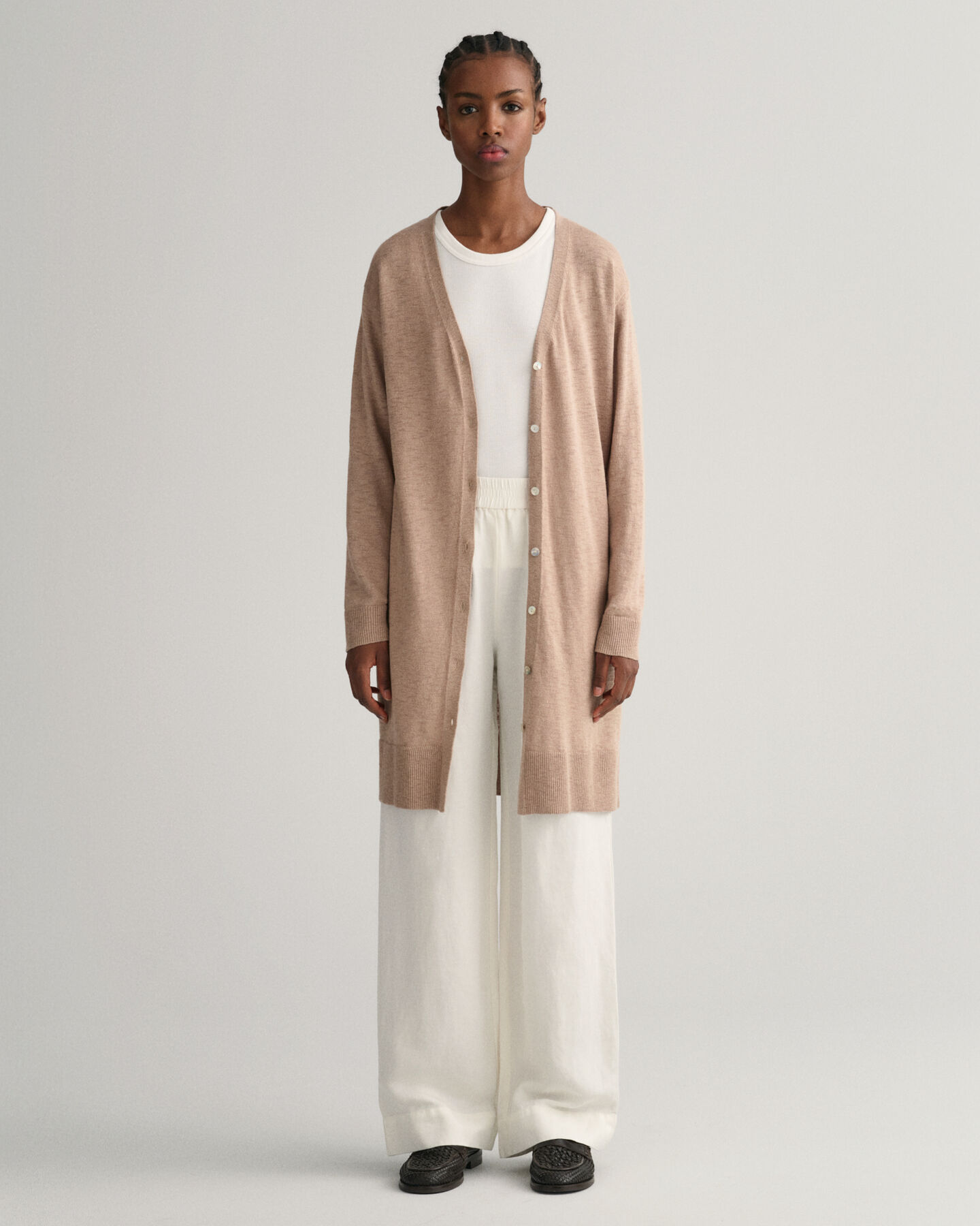 V-Neck Strickjacke aus Leinenmischgewebe