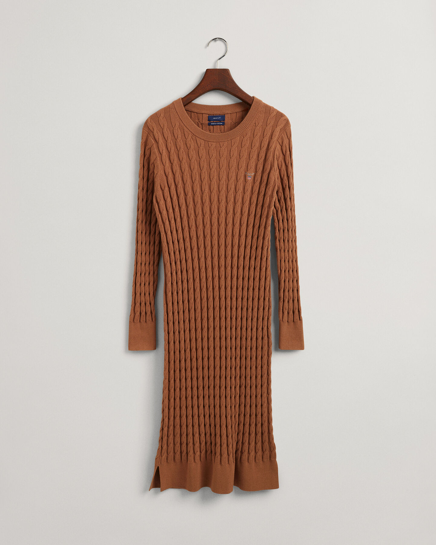 Kleid mit gedrehtem Zopfmuster