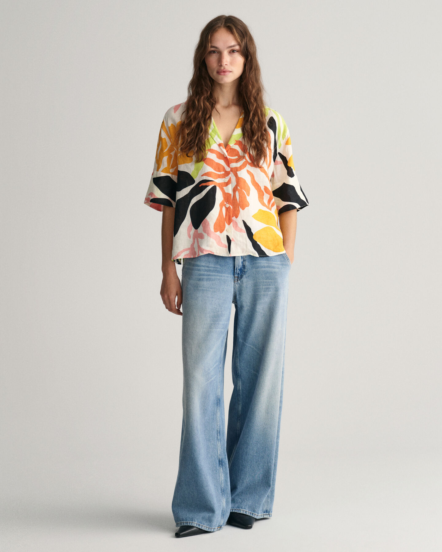 Relaxed Fit Palm Print Leinen Kurzarmbluse