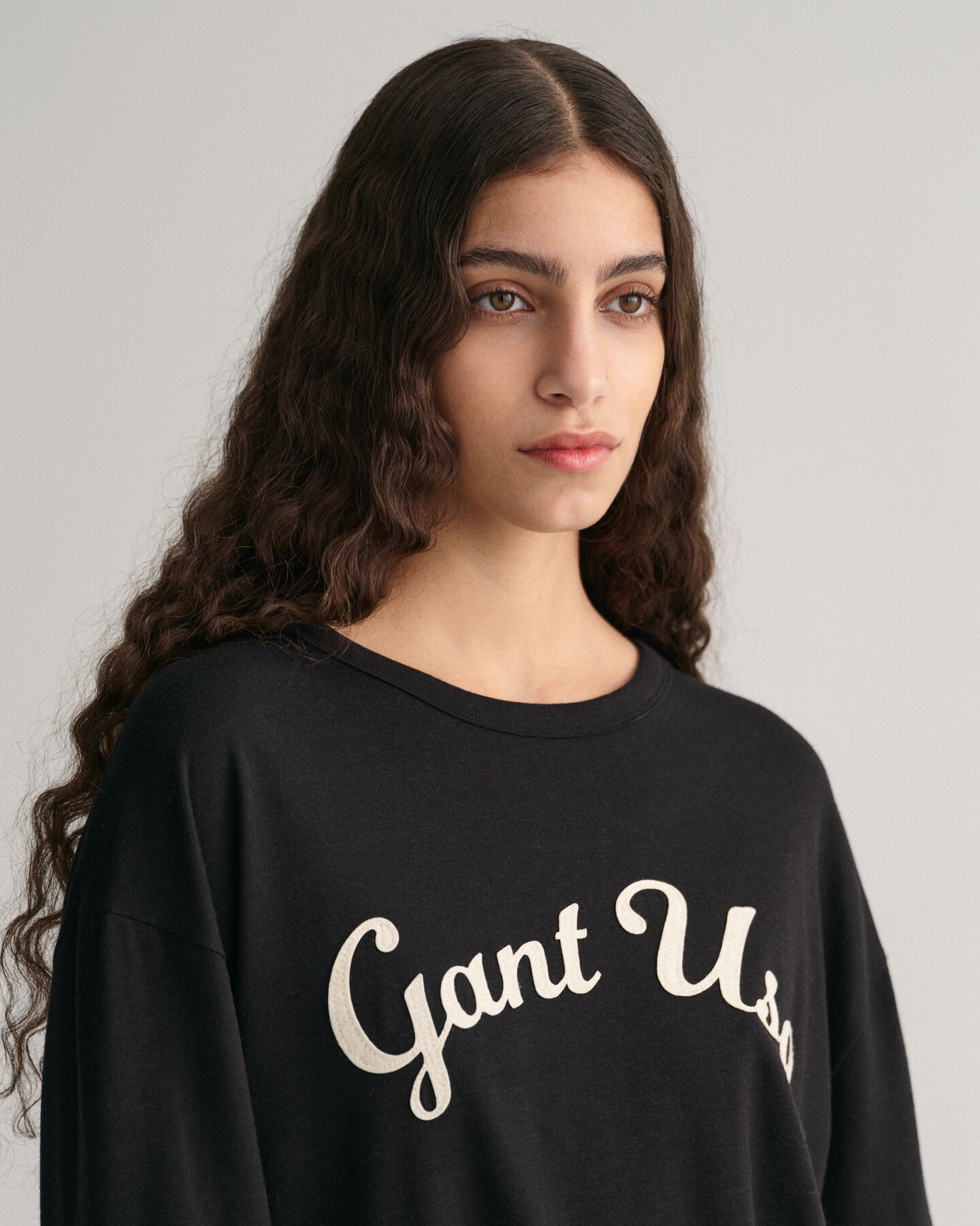 Script Graphic Langarm-T-Shirt