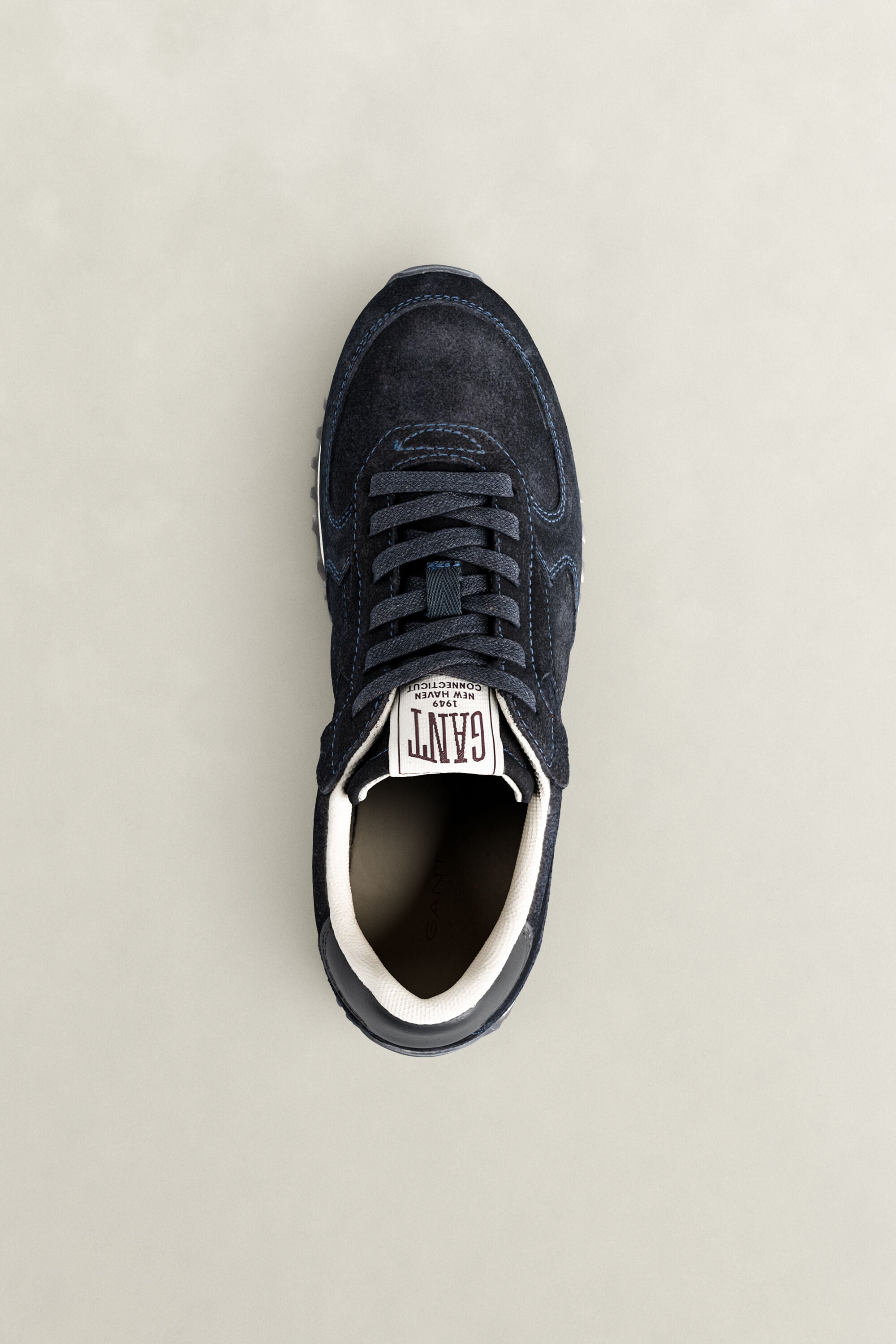Beja Sneaker aus Veloursleder