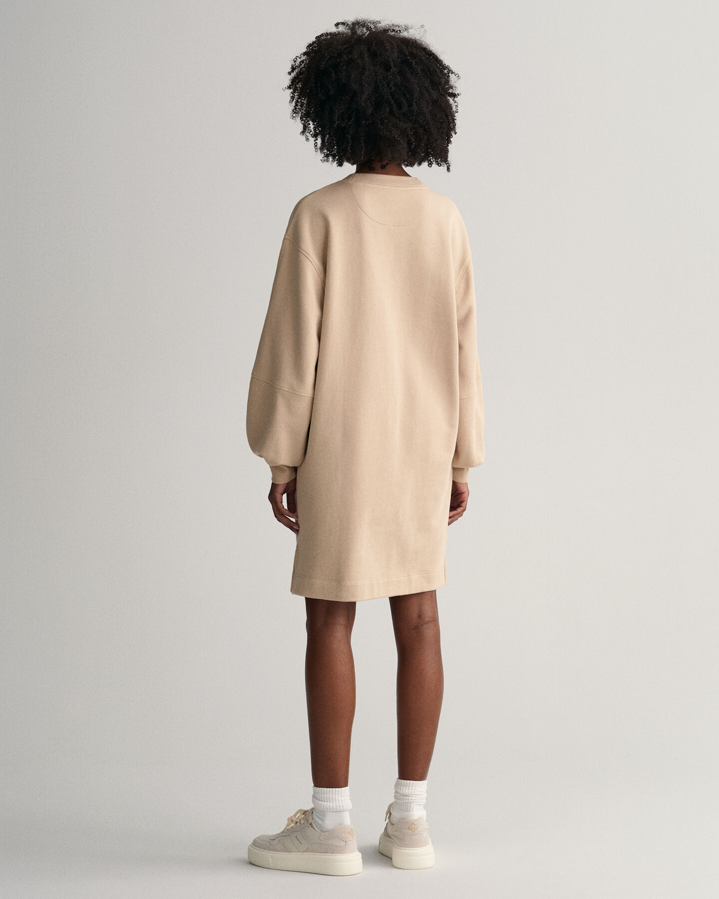 Logo Volume Langarmkleid