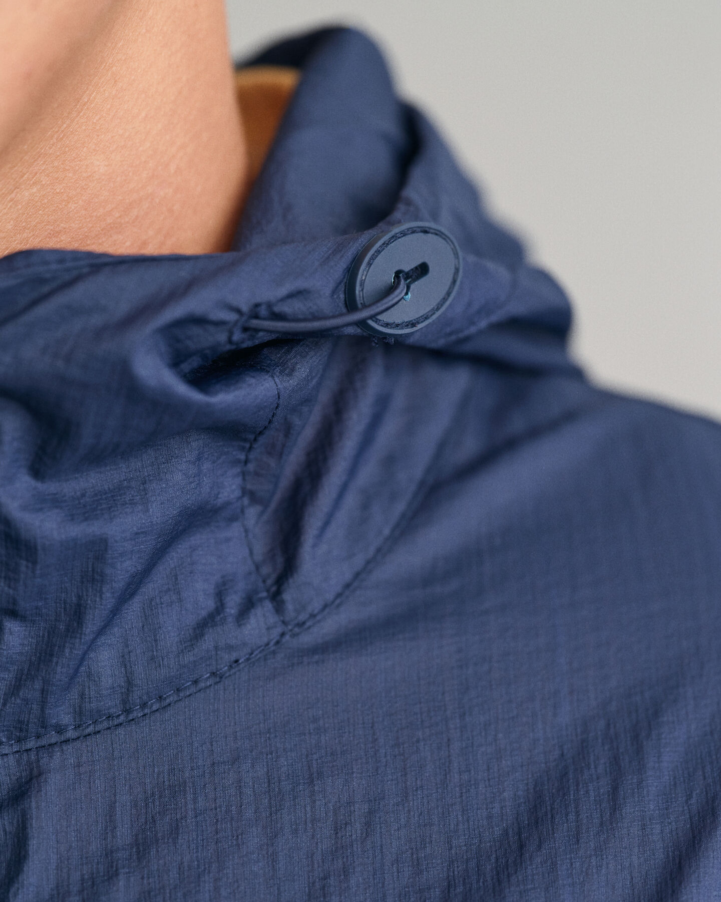 Packbarer leichter Windbreaker