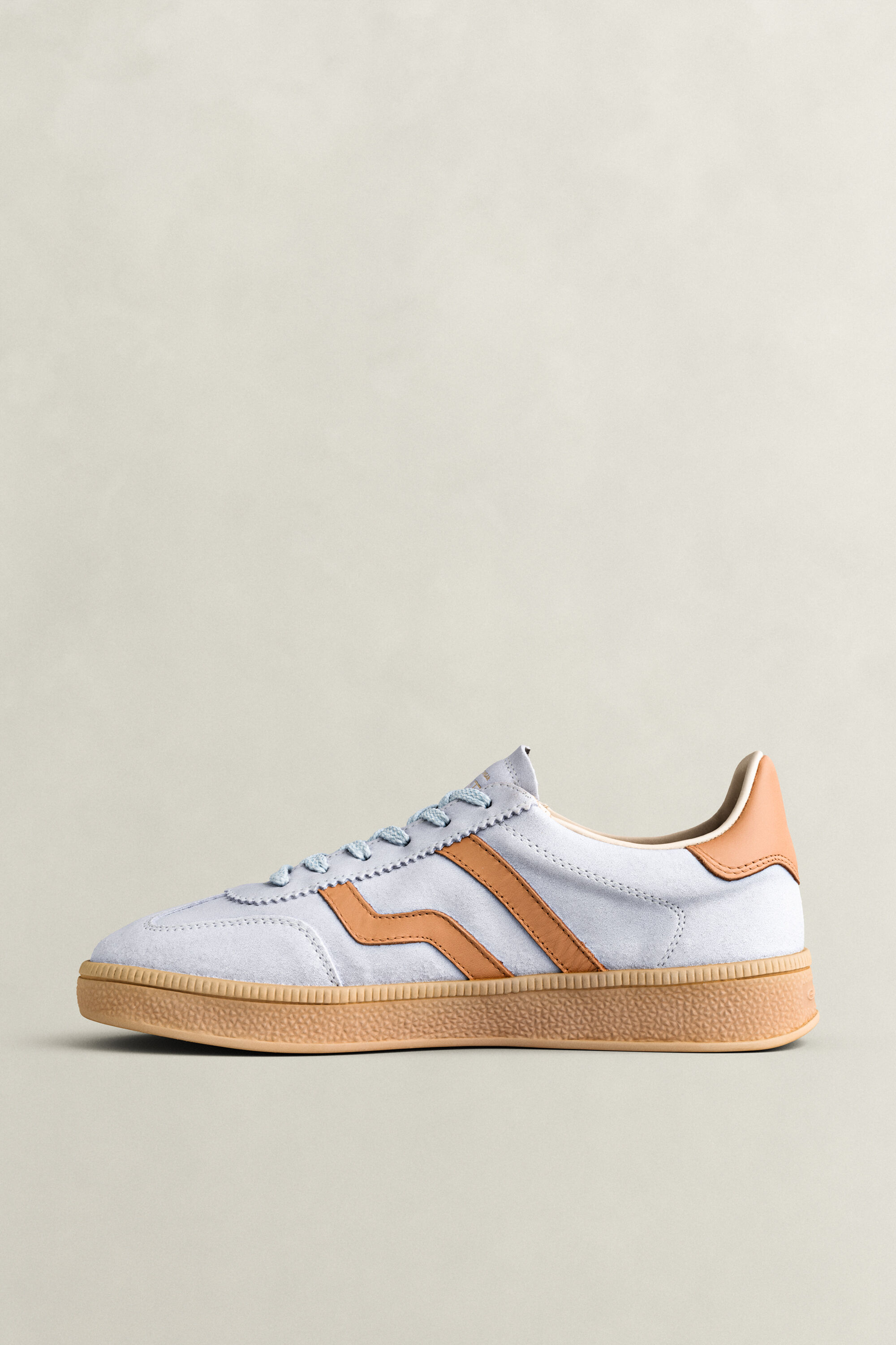 Cuzima Suede Sneakers — LIGHT BLUE