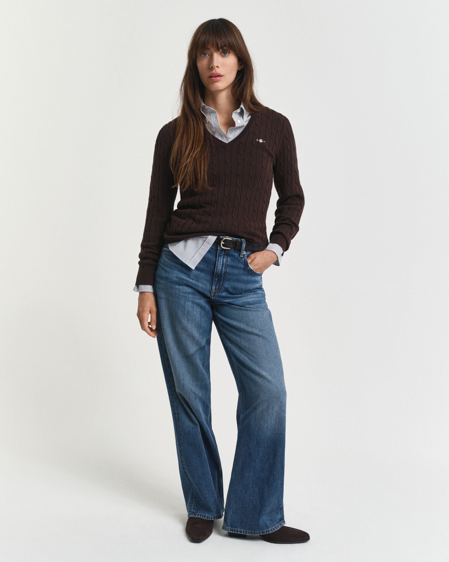 V-Neck Pullover mit Zopfmuster