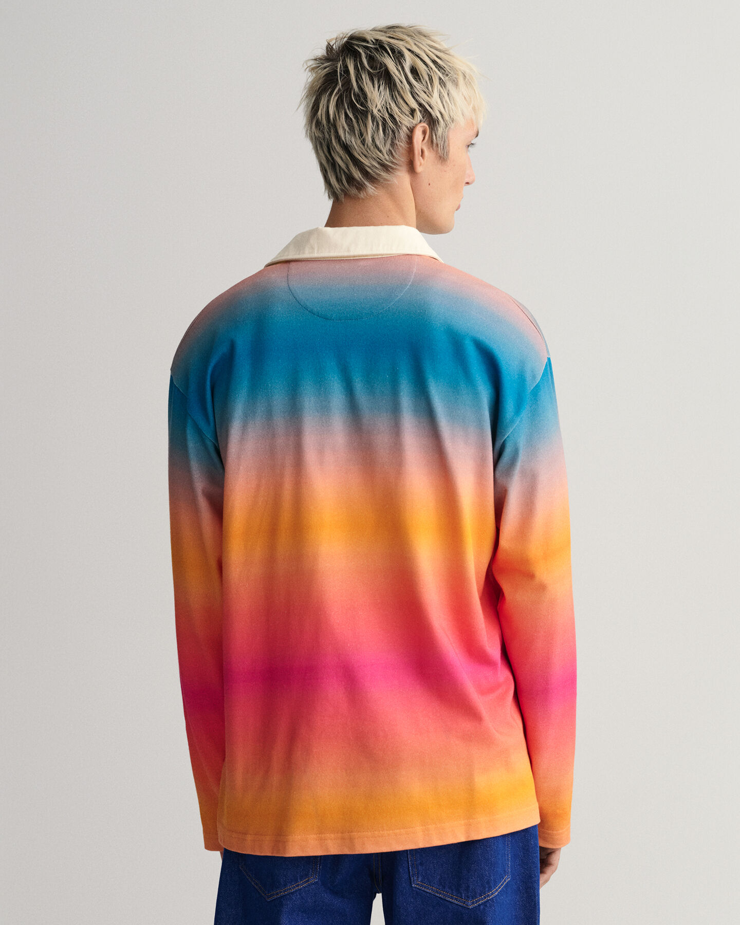 Rugger mit Farbverlauf