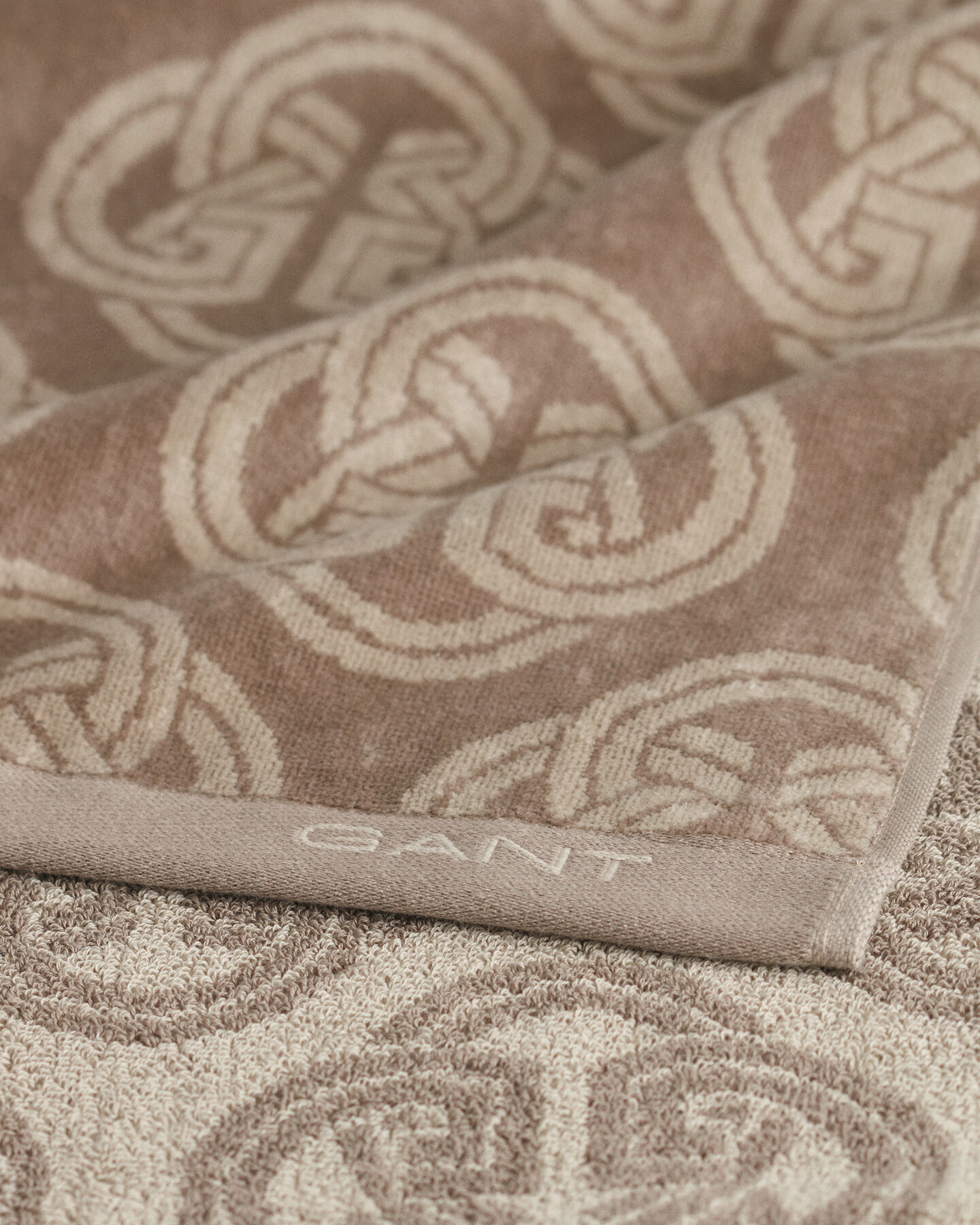 Monogram Handtuch 70 x 140