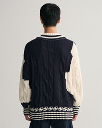 V-Neck Pullover mit Intarsienstrickerei