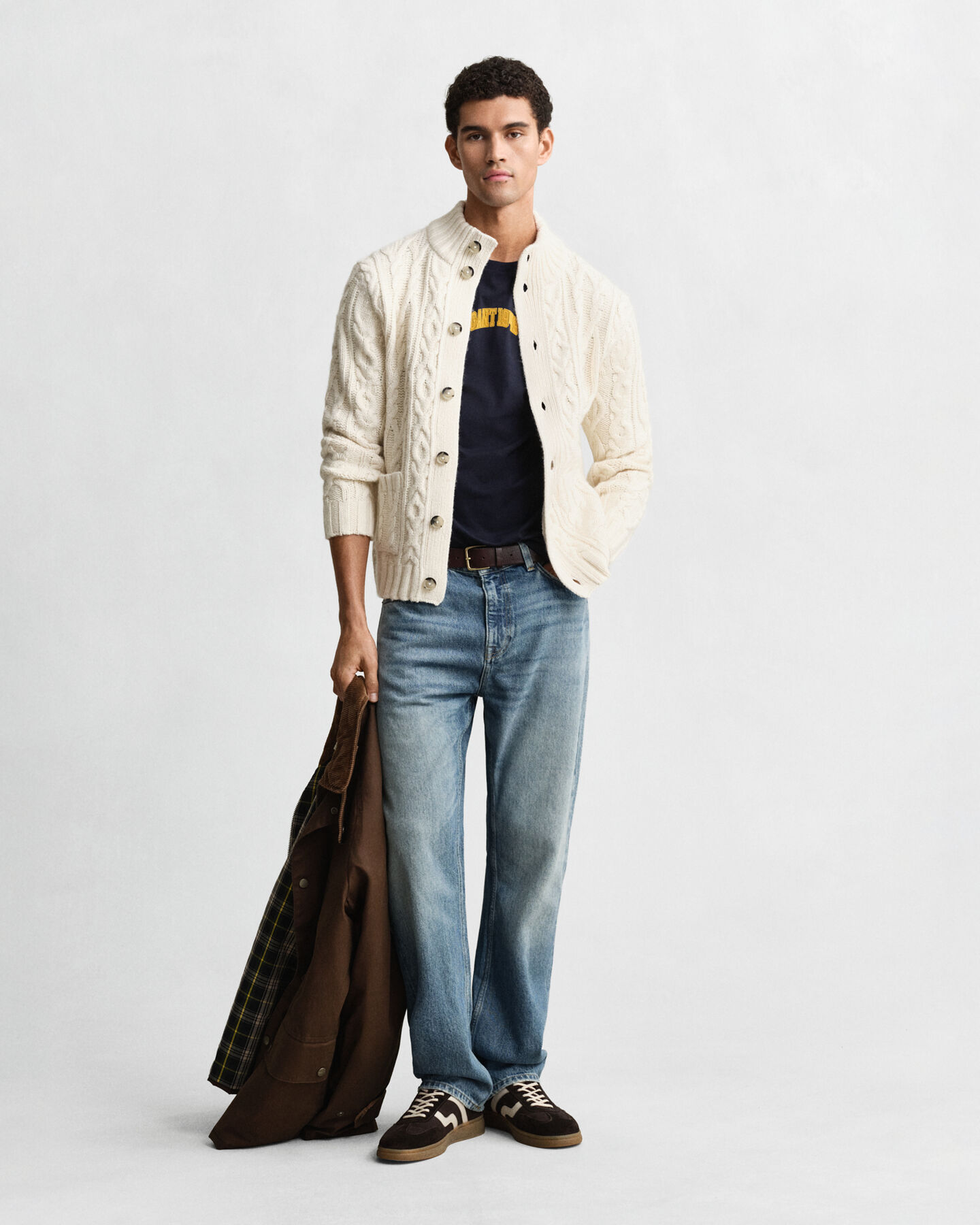 Strickjacke mit Zopfmuster