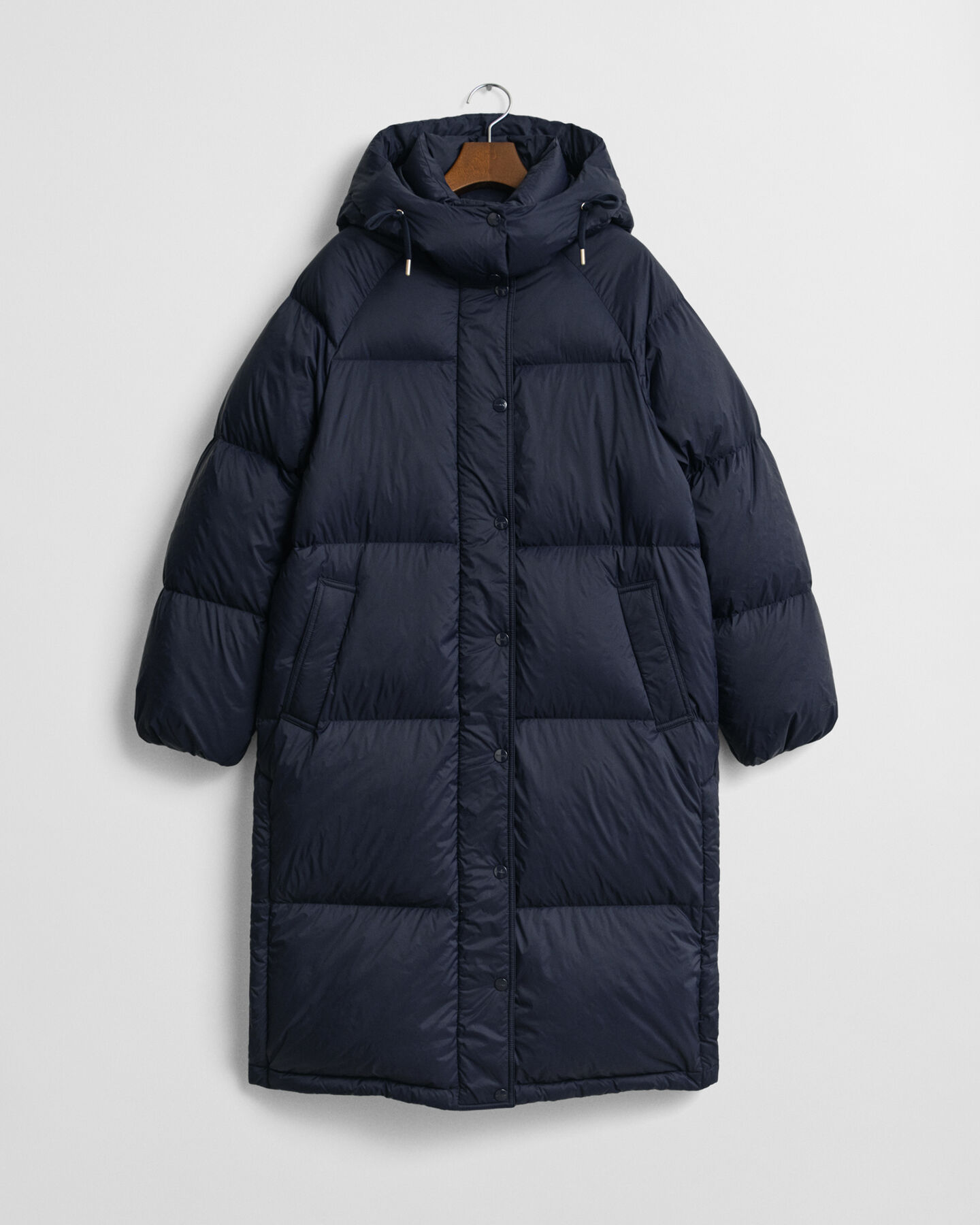 Langer Daunenmantel