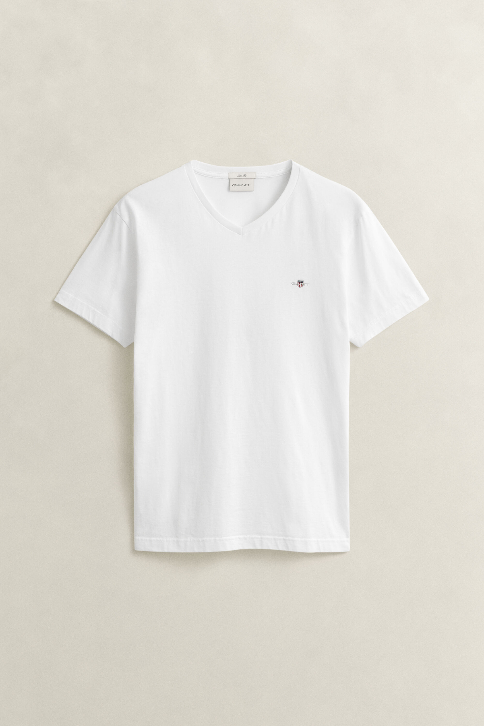 Slim Fit Shield T-Shirt mit V-Ausschnitt