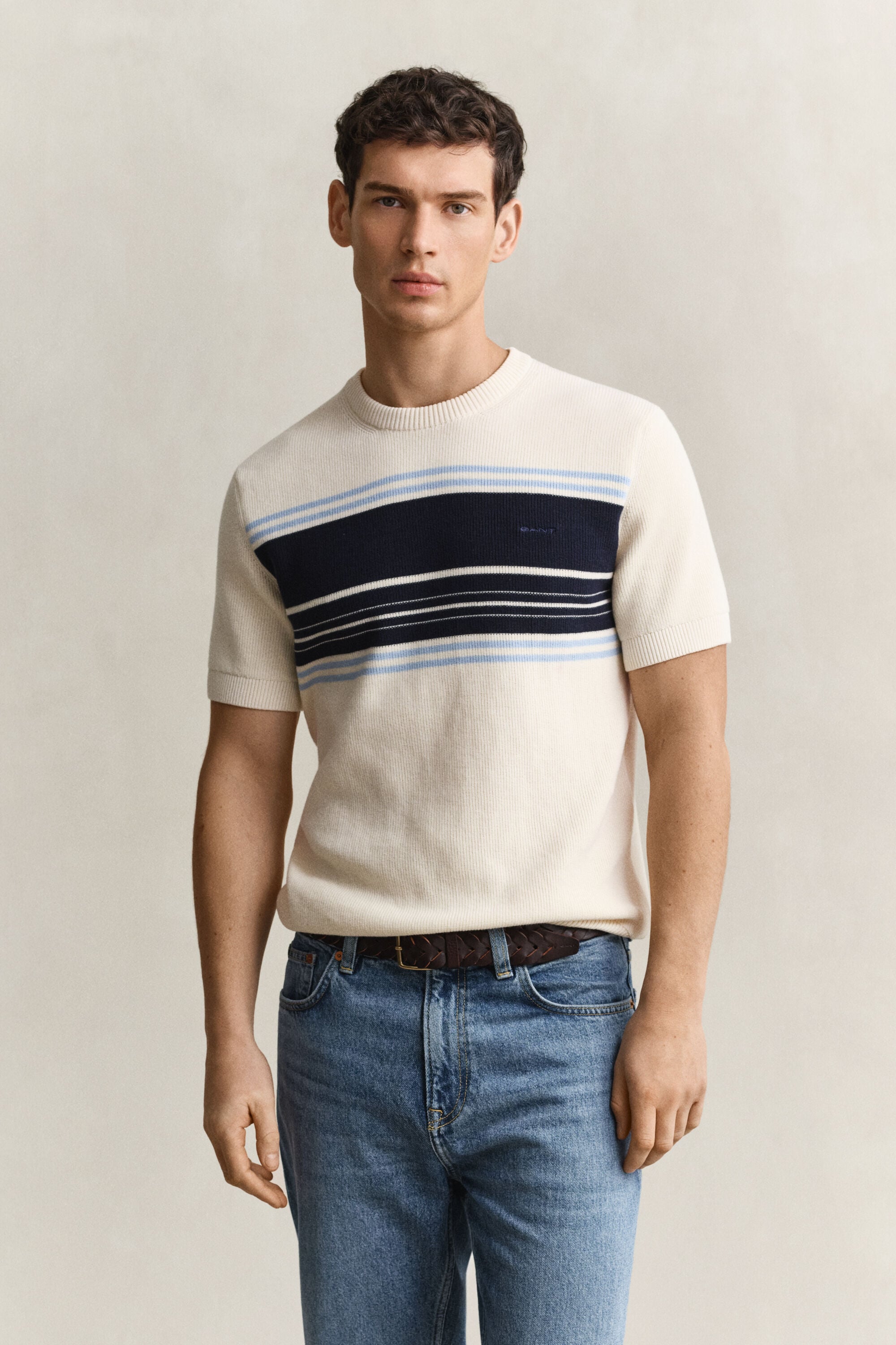 Gerippter Kurzarmpullover aus Baumwolle mit Streifen
