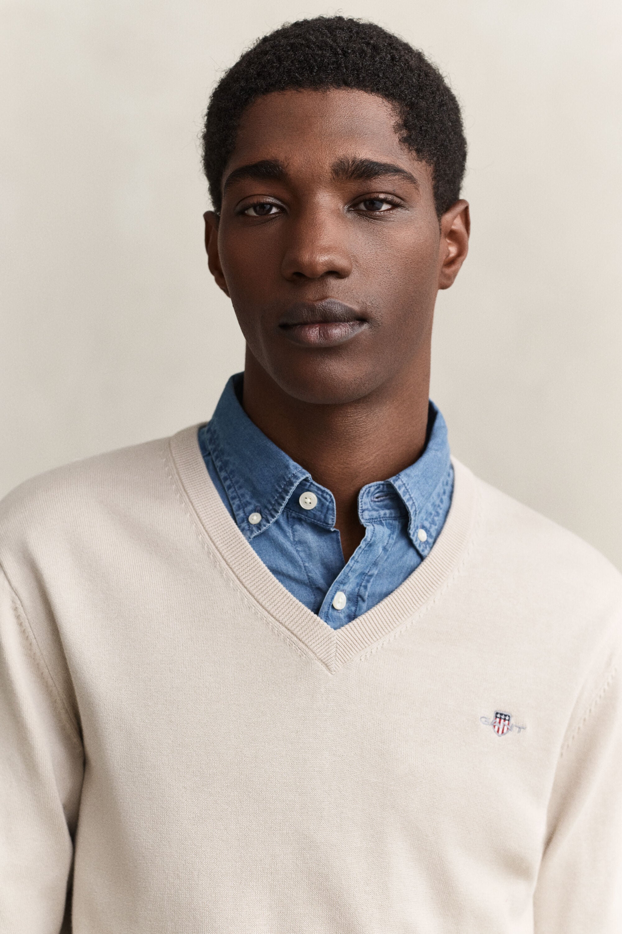 Klassischer V-Neck Pullover aus Baumwolle