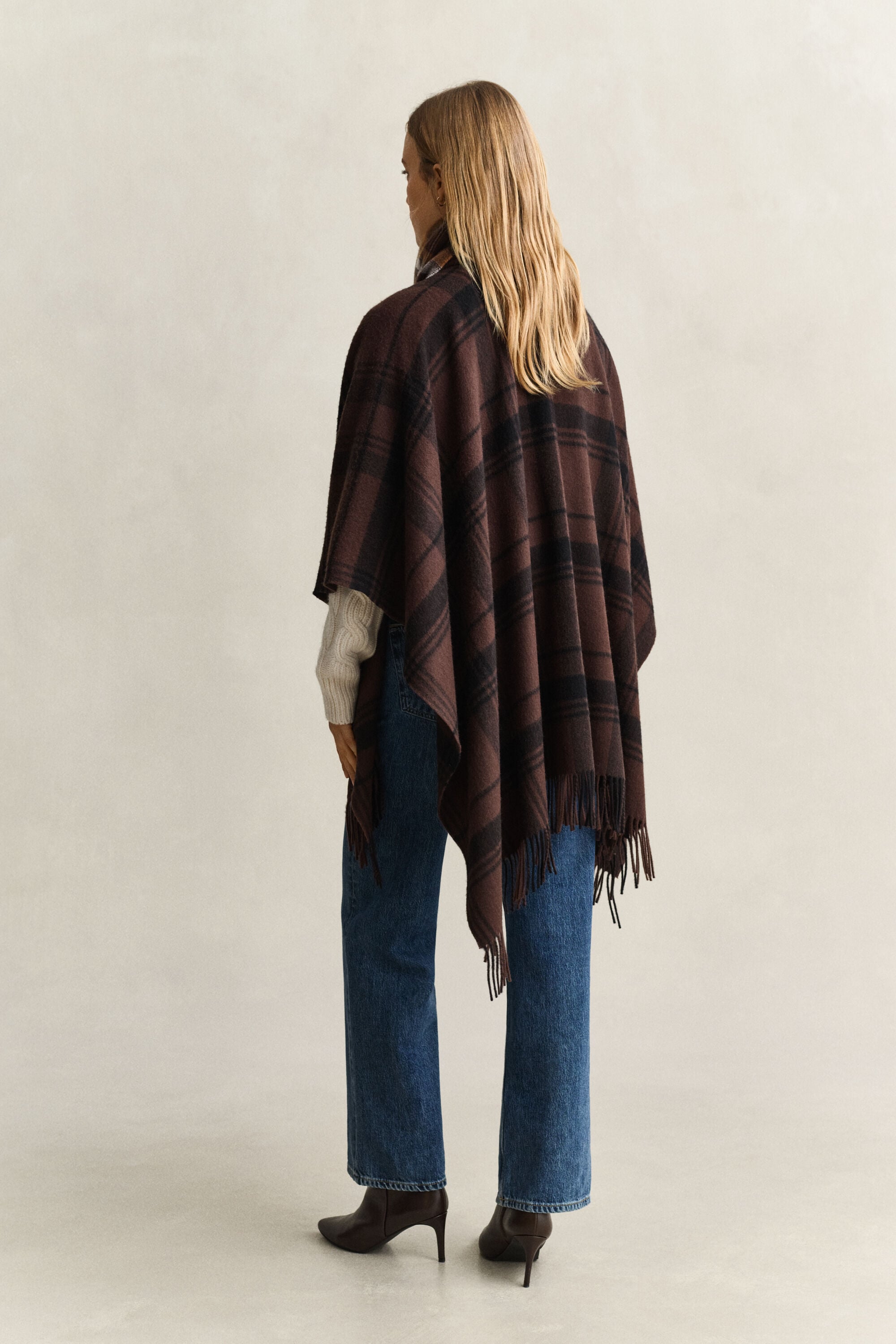 Karierter Wollponcho