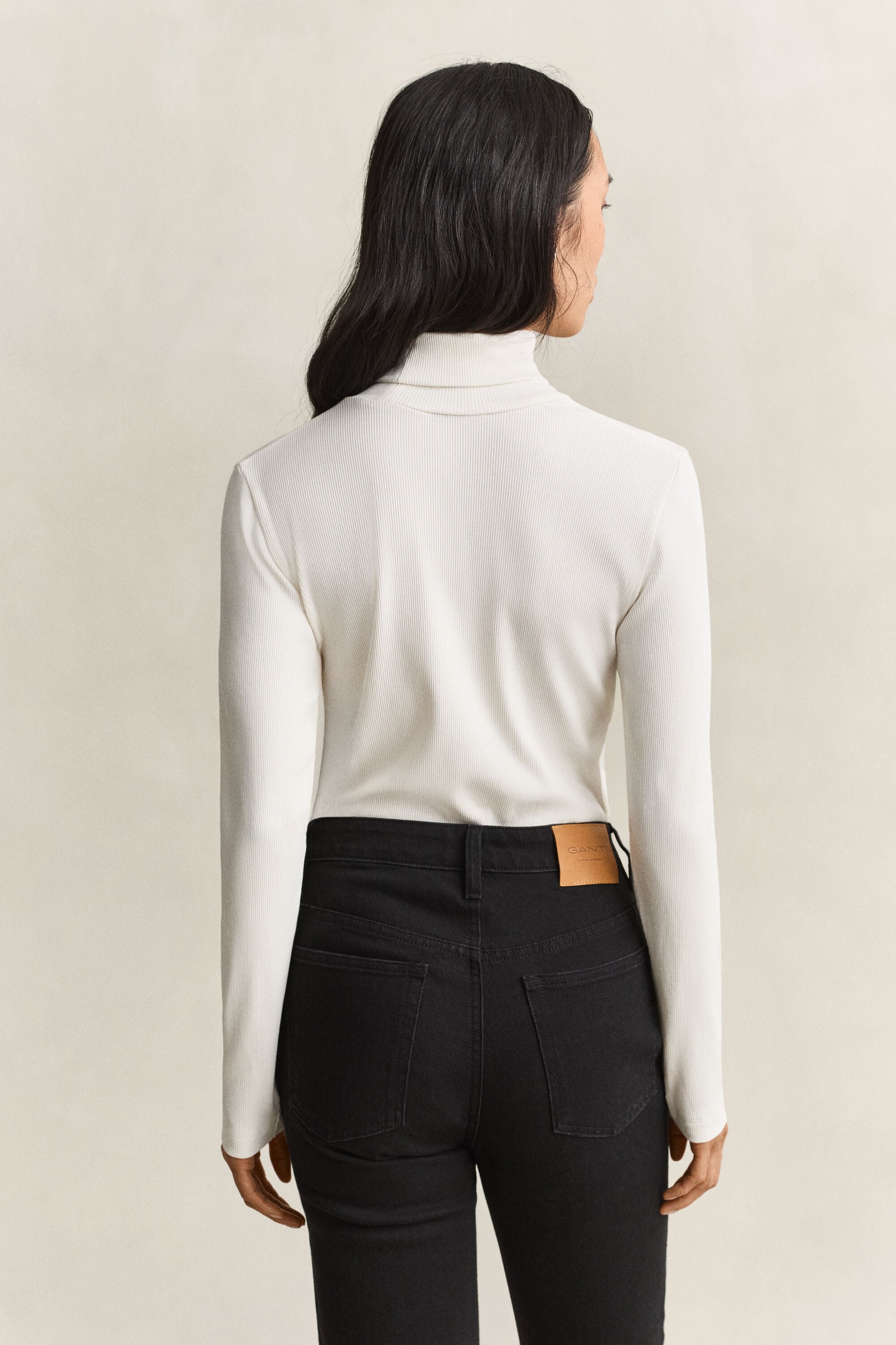 Geripptes Rollkragenshirt