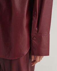 Hemdjacke aus Kunstleder