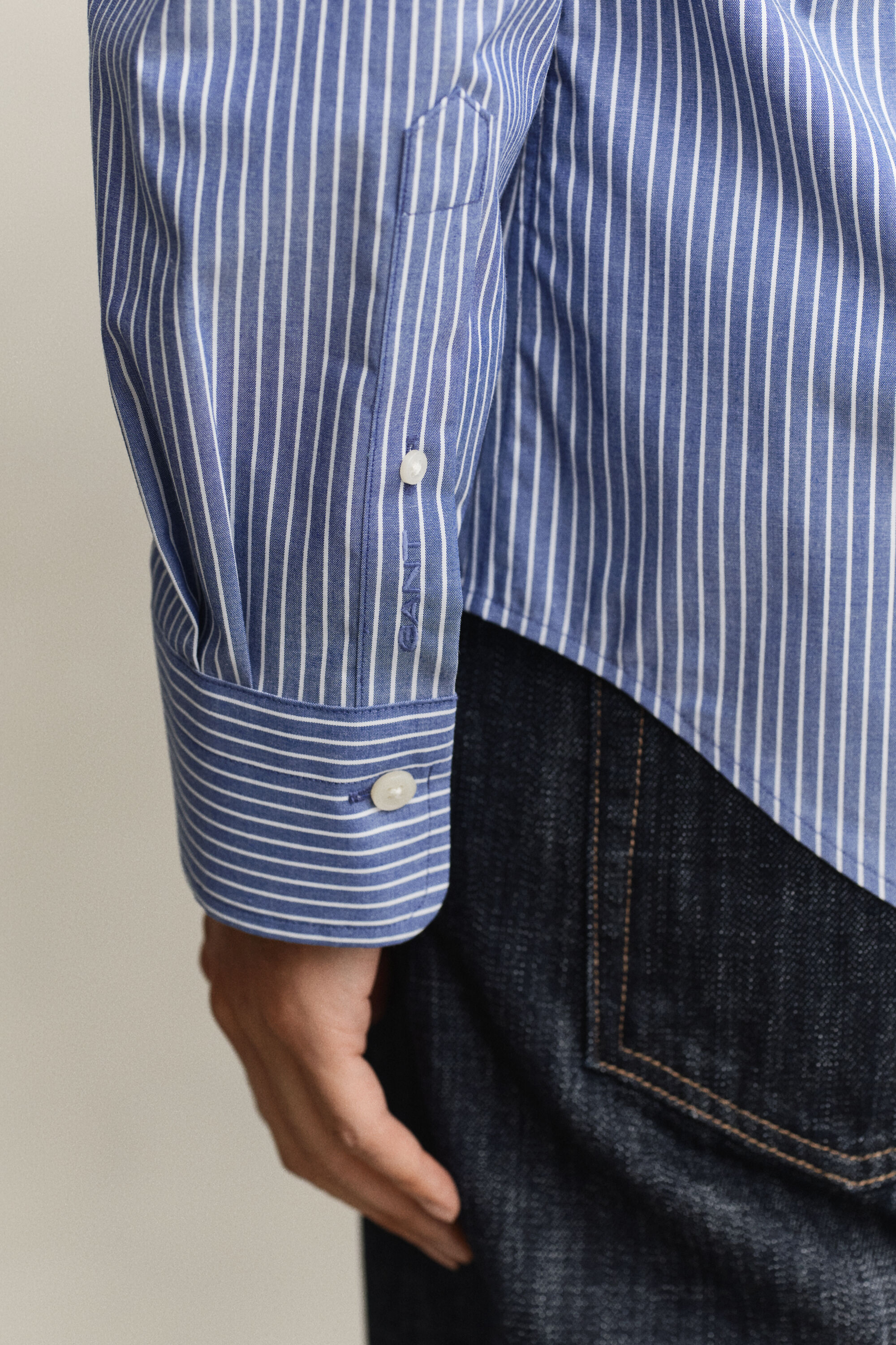 Gestreiftes Hemd aus Stretch-Popeline