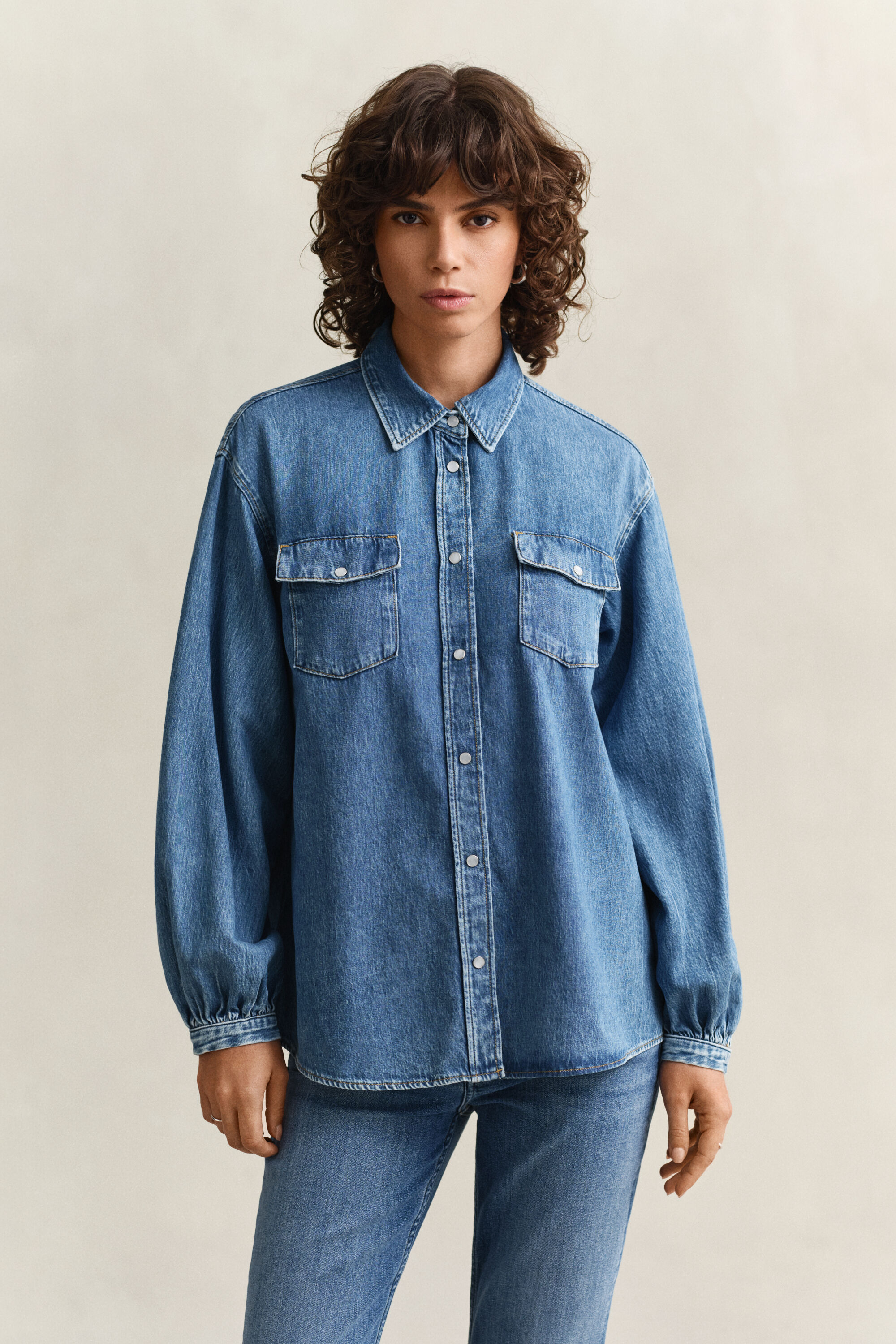 Bluse mit voluminösen Ärmeln