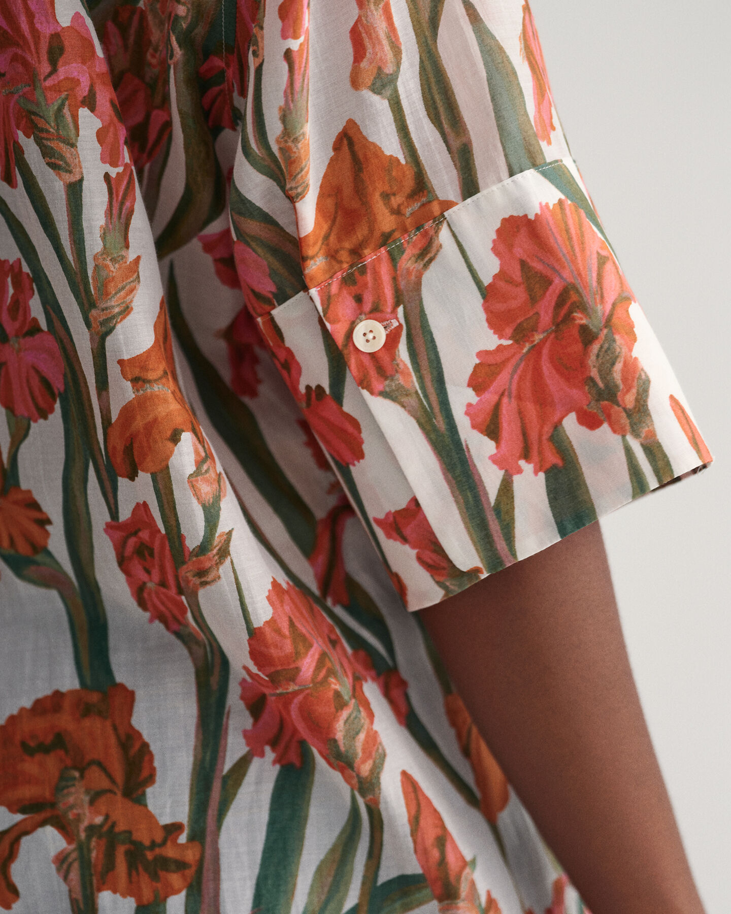 Iris Baumwoll Seiden Kurzarmbluse mit Print