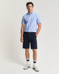 Seasonal Essential Regular Fit Archive Shield Chinoshorts