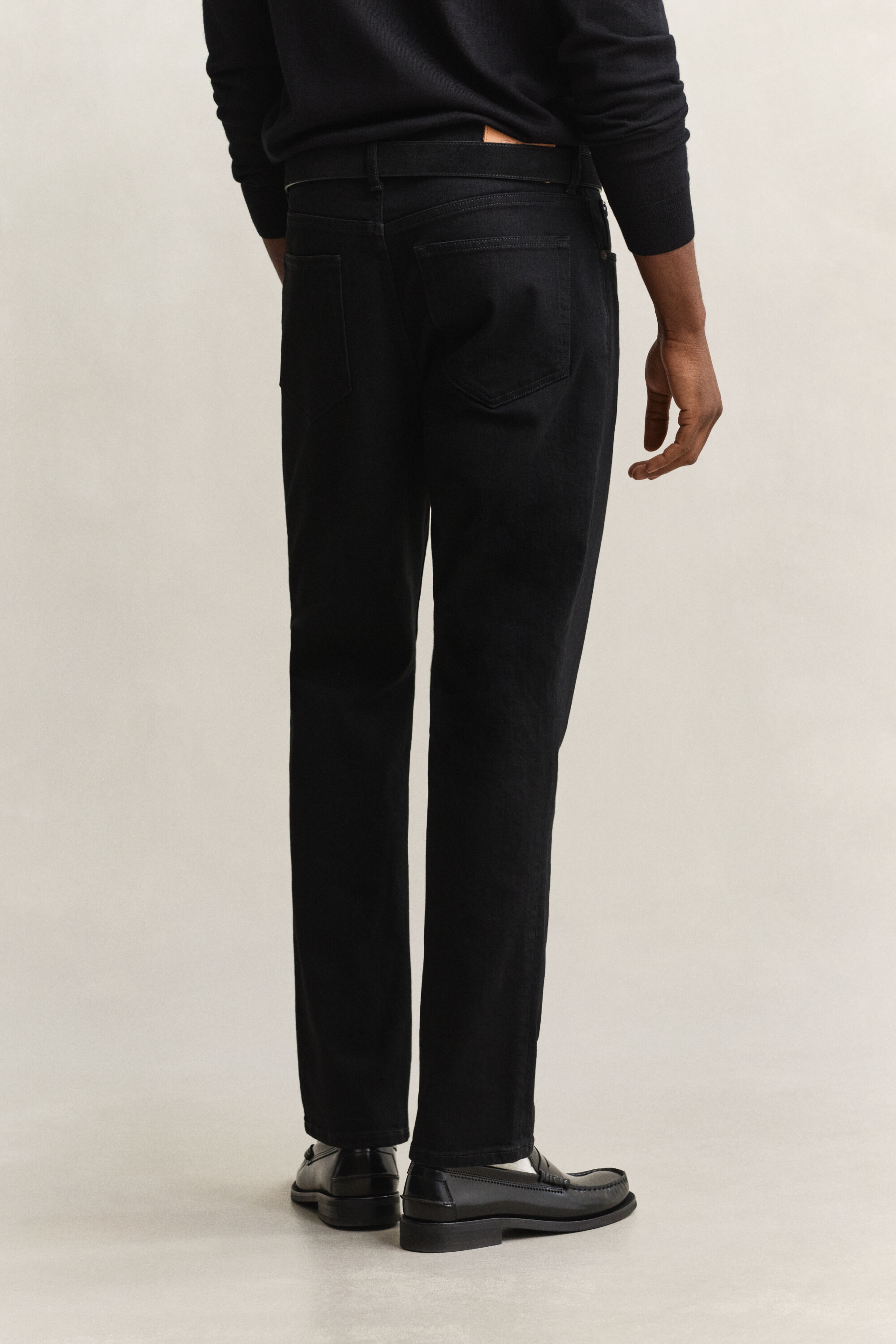 Regular Fit Clean Wash Jeans