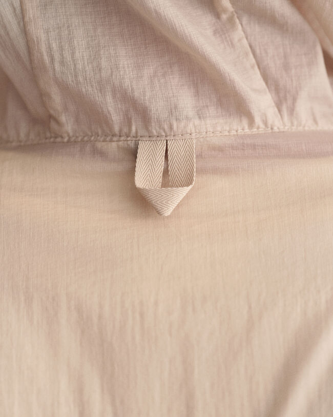 Packbarer leichter Windbreaker