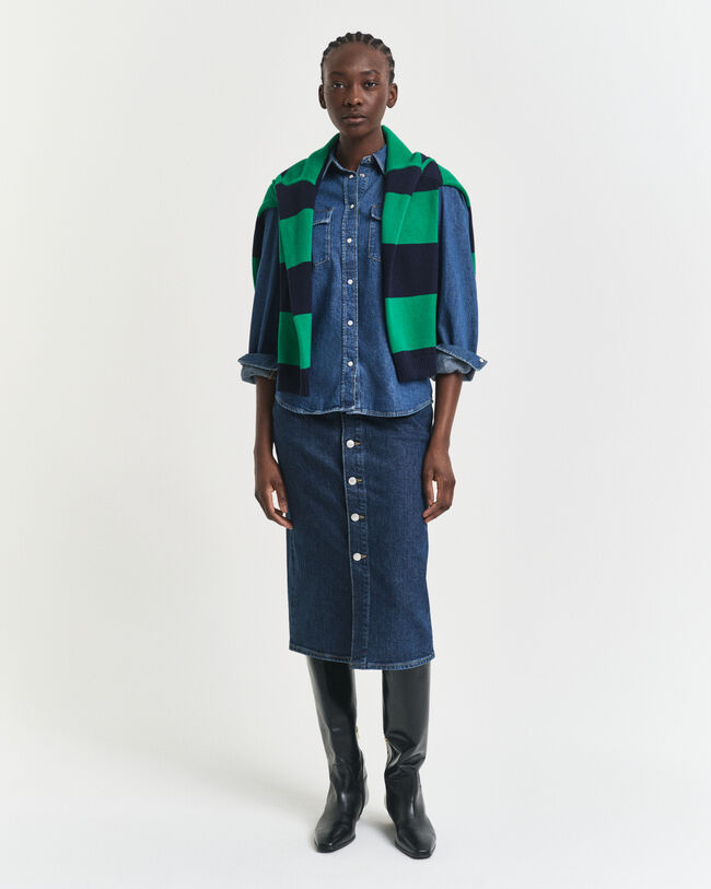 Mittellanger Jeansrock mit Knopfleiste