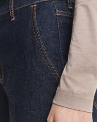 Leichter Rollkragenpullover aus Baumwolle