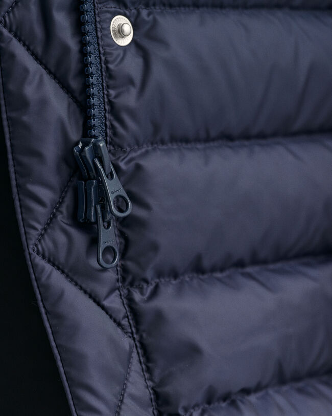 Leichter Daunenmantel