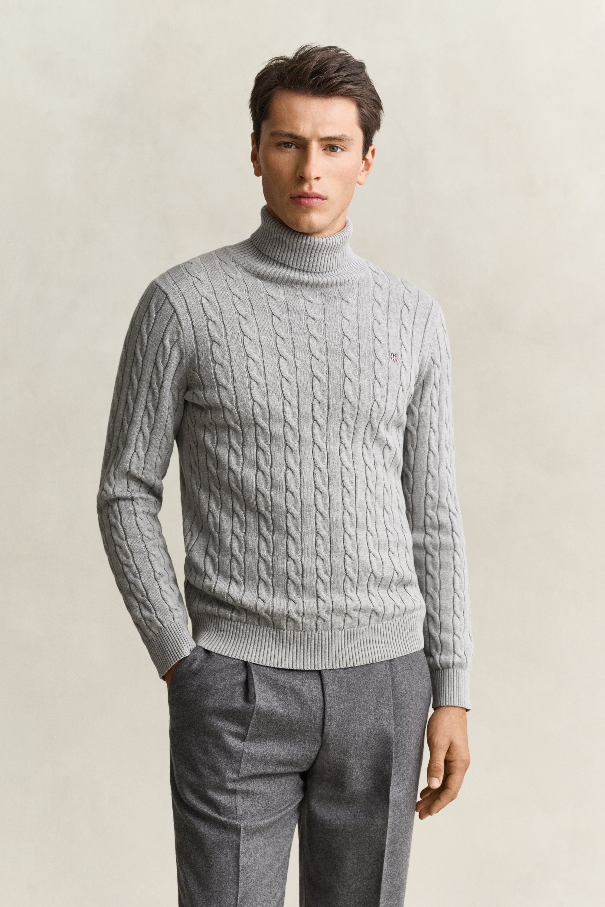 GANT Herren Rollkragenpullover mit Zopfmuster in Hellgrau Gr. S aus reiner Baumwolle - Bild 4