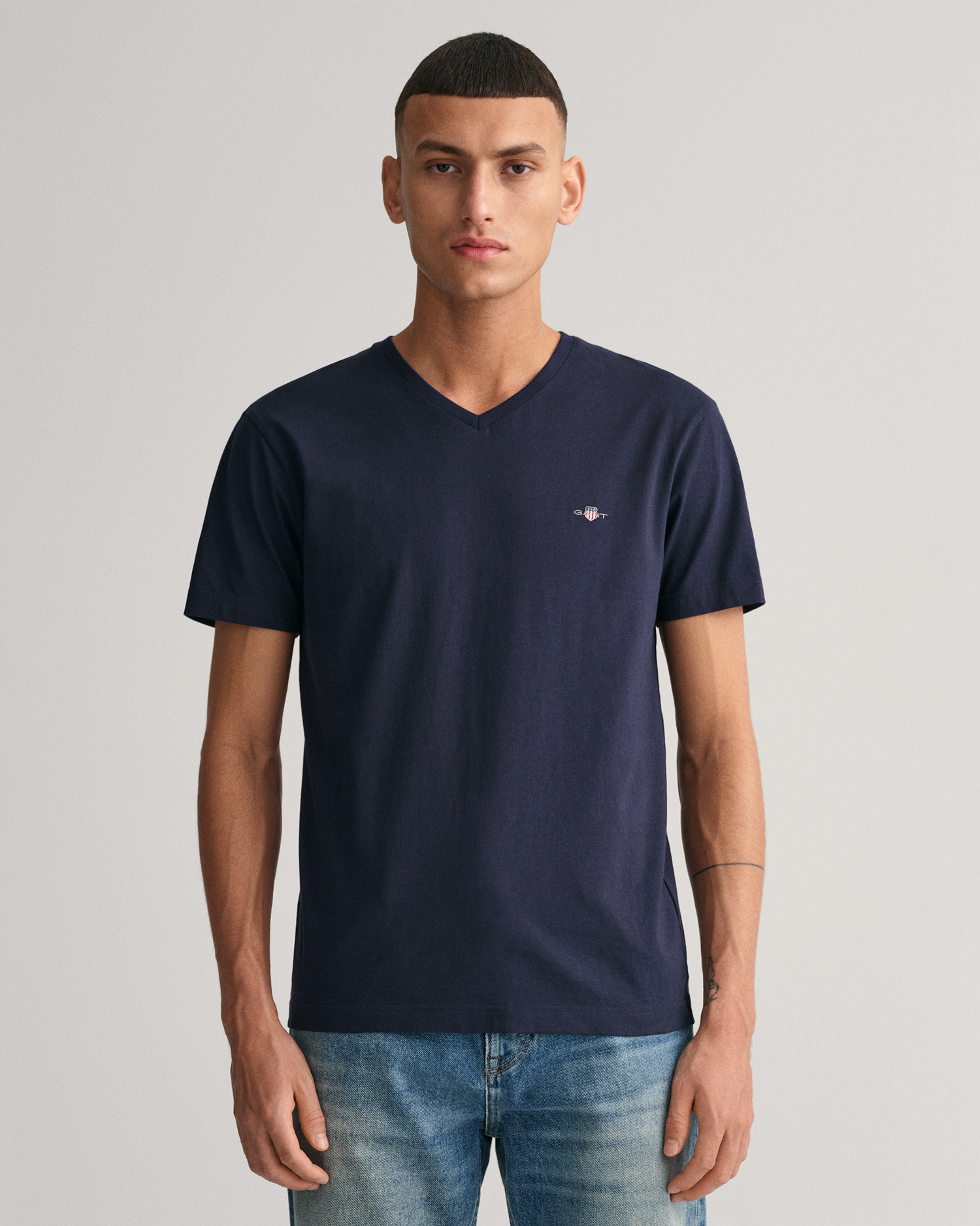 T-shirt col en V manches courtes vert kaki femme grande taille | La Halle